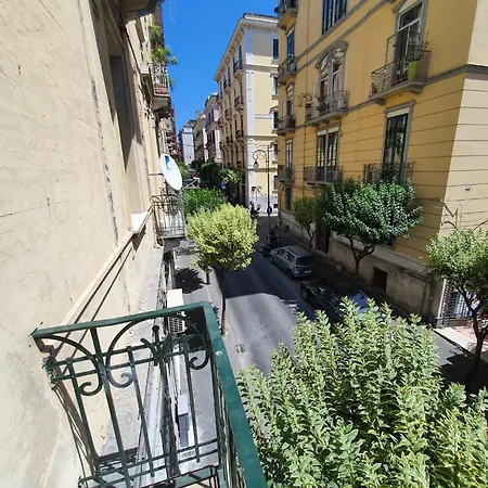 Civico 19 -free Wi-fi- * Salerno