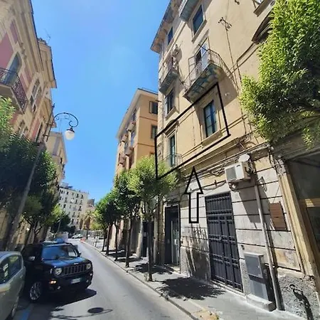 Civico 19 -free Wi-fi- Appartement Salerno